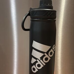 adidas 600-mL Stainless Steel Double-Walled Water Bottle $30 black silver handle